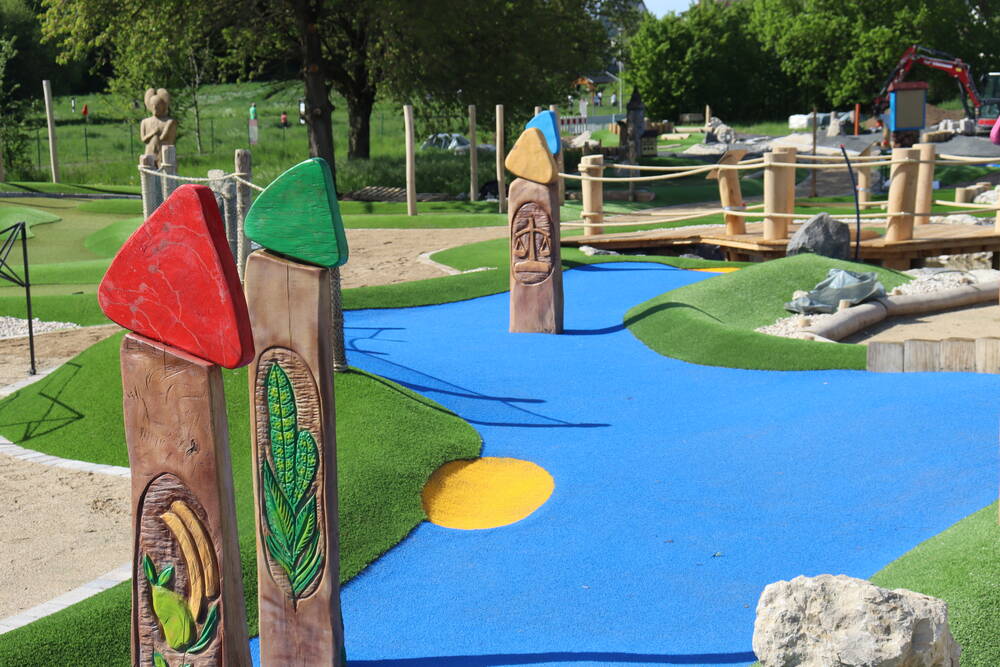 Adventure Minigolf 1 Runde Schüler, Studenten & Rentner